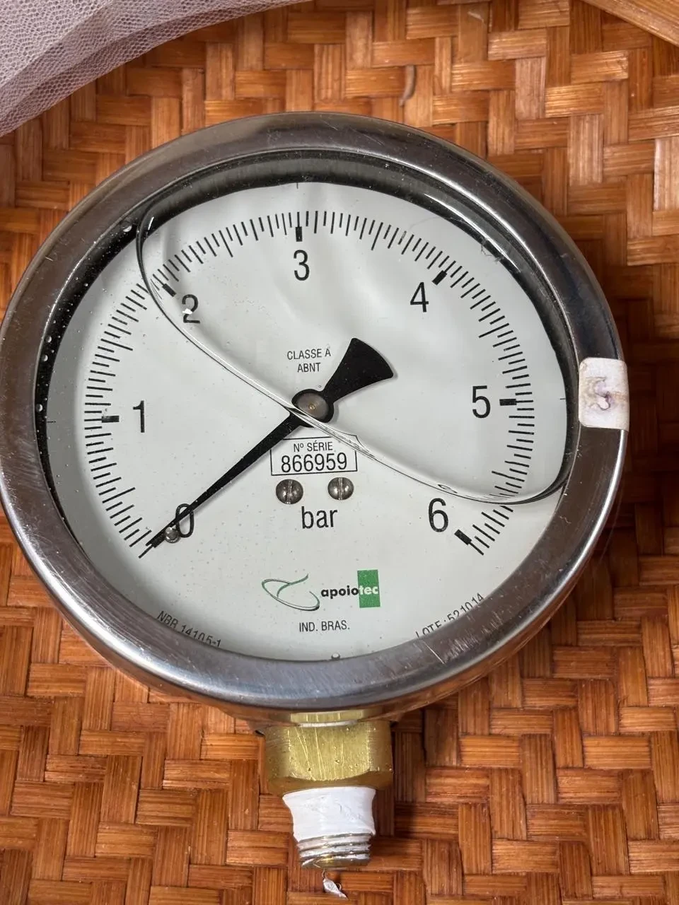 Manômetro Vertical 6 BAR Apoiotec